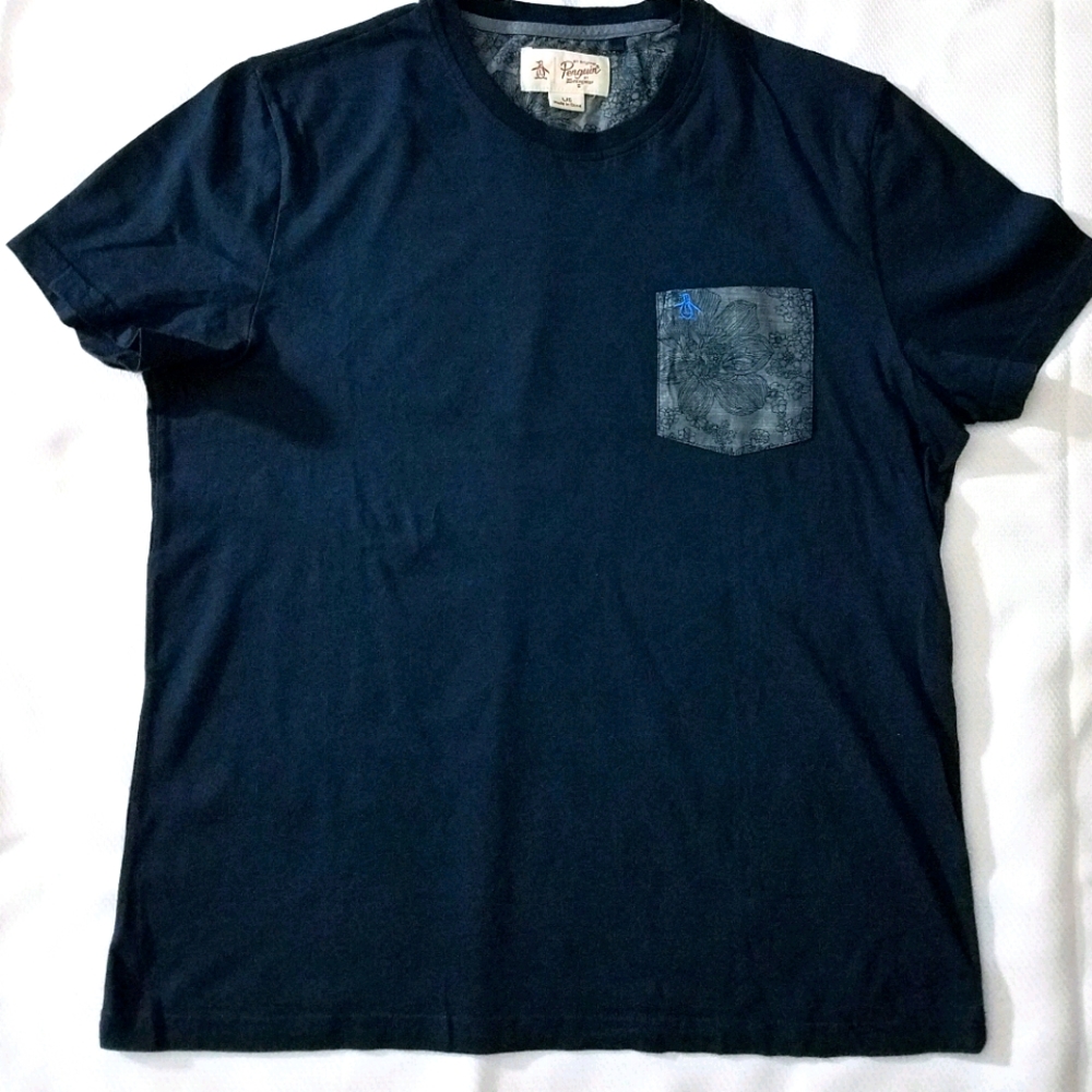 Penguin Mens Large Blue Floral Pocket T Shirt